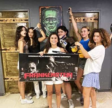 Frankenstein Korku Evi Foto Galeri